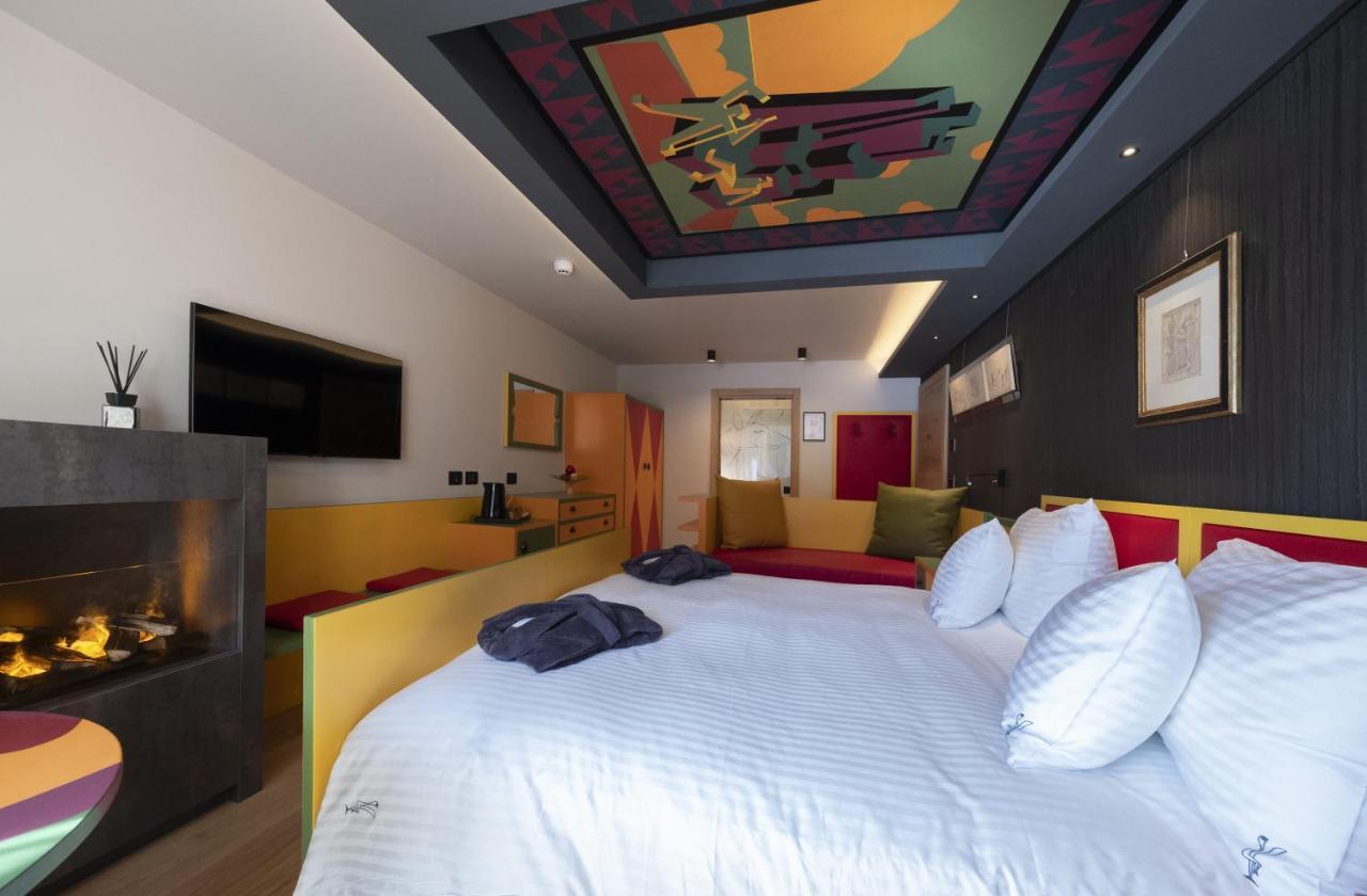 Locanda Degli Artisti Art Hotel Canazei Eksteriør billede