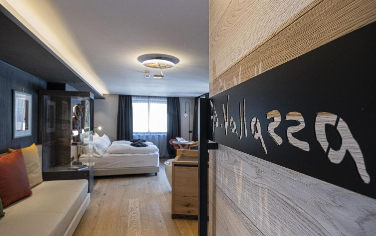 Locanda Degli Artisti Art Hotel Canazei Eksteriør billede