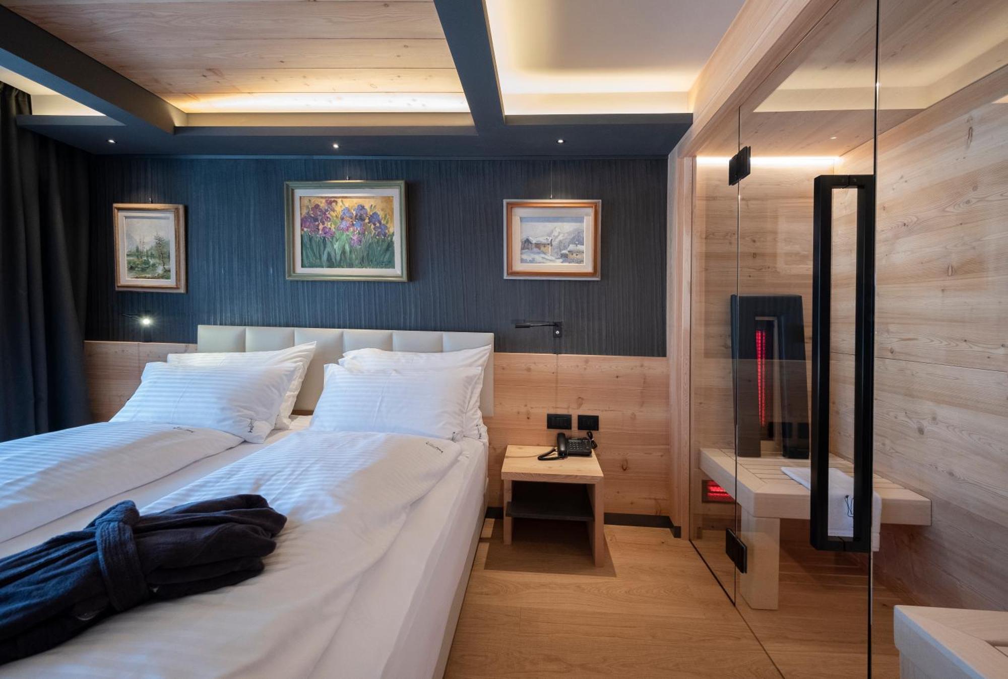 Locanda Degli Artisti Art Hotel Canazei Eksteriør billede